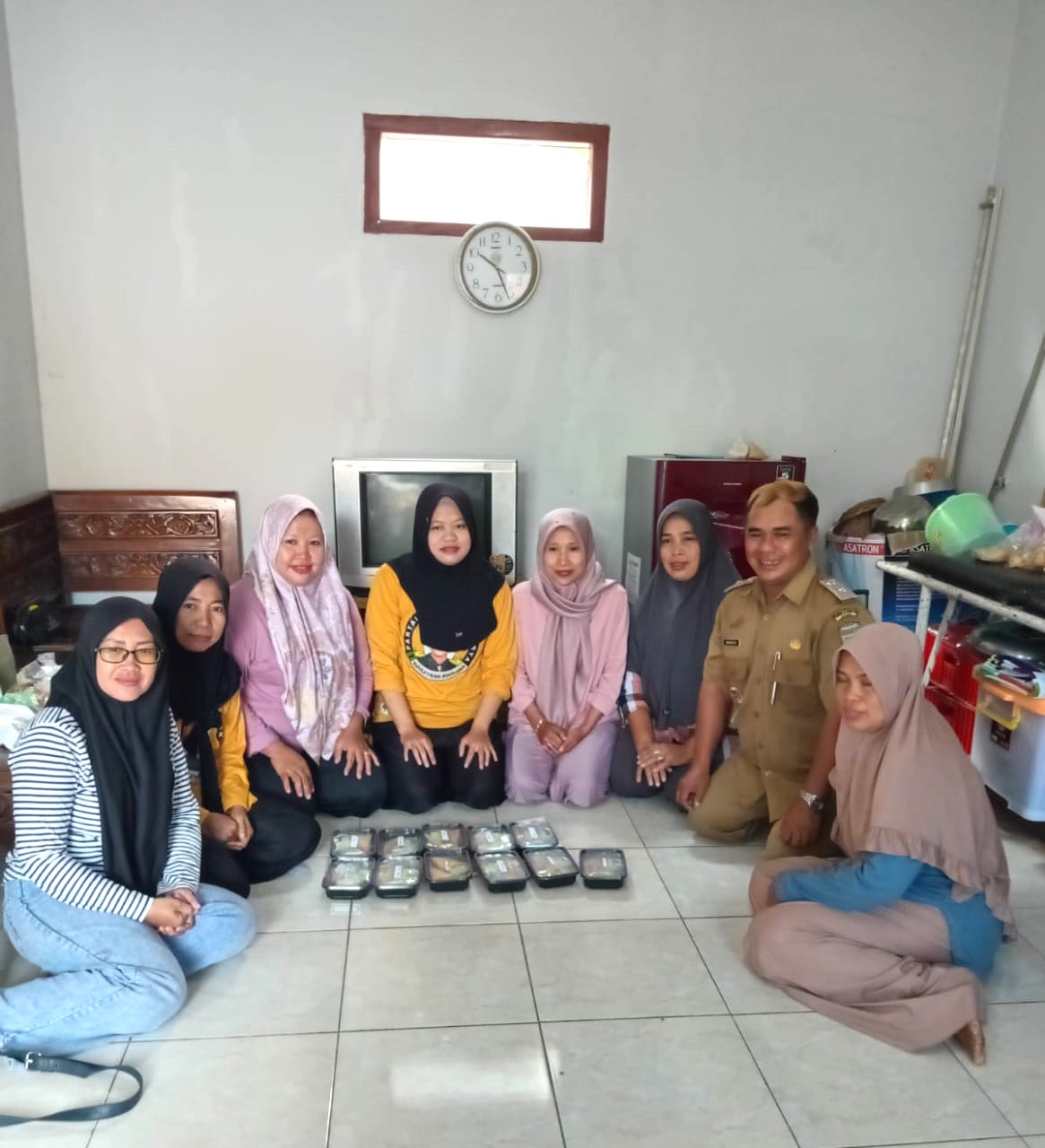 PERSIAPAN PEMBERIAN MAKANAN TAMBAHAN (PMT) DESA CINTAJAYA